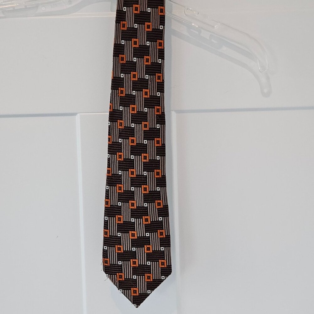 Kenneth Roberts Platinum 100% Silk Tie